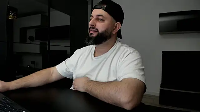 DravenPeak Chat XXX in diretta