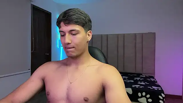 Živý XXX chat CHRIS_MORGAN1