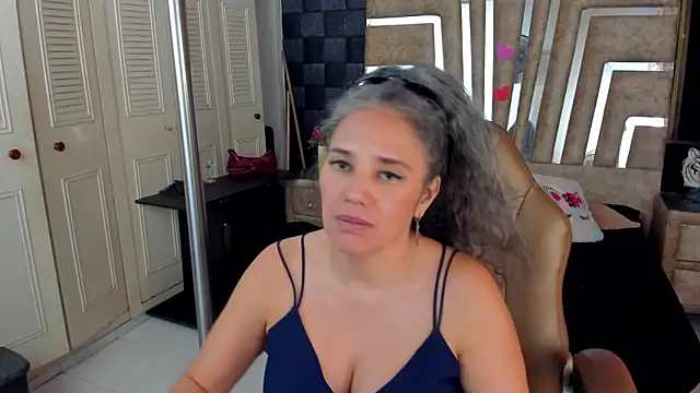 cute_sassy 网络视讯表演