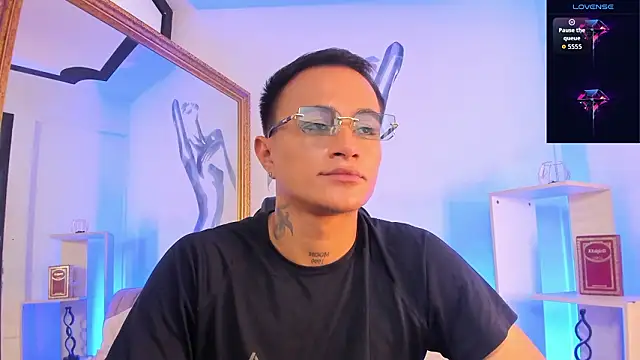 Chat +18 de LiamDeep ao vivo