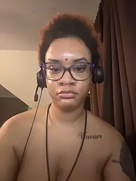 nickytheehawtie – Naživo XXX chat