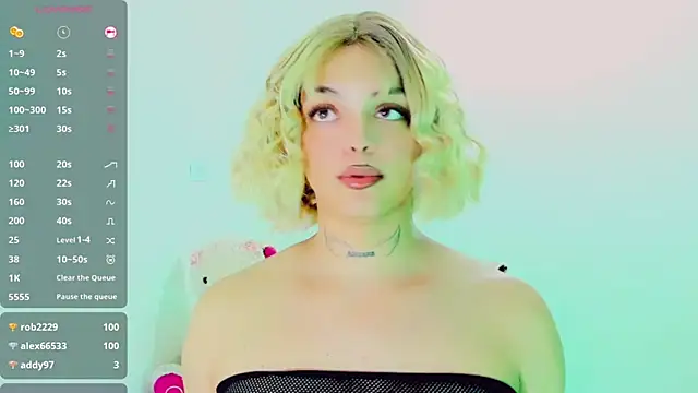 Emmaa_Saenz_: απευθείας συνομιλία ΧΧΧ