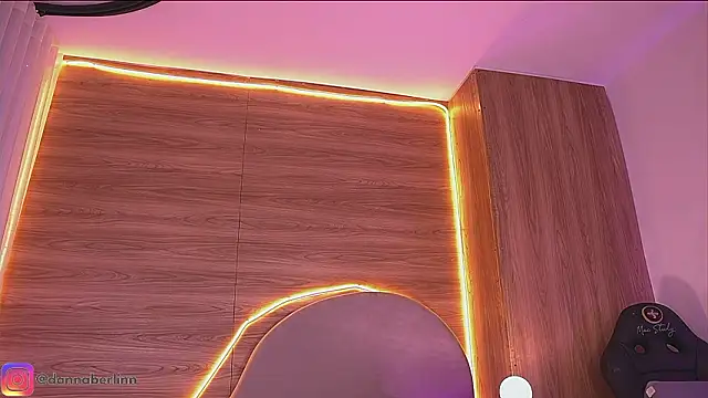 danna_berlin_ 即時 XXX 聊天