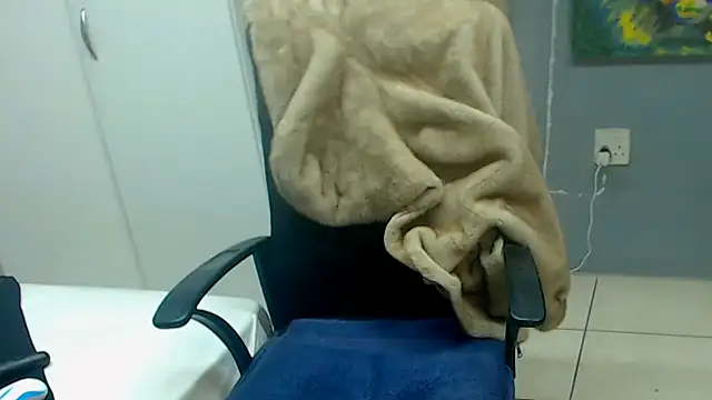 Brunettedevon33's Webcam Show