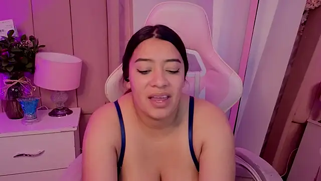 MollyBigBoobs12 Live XXX Chat
