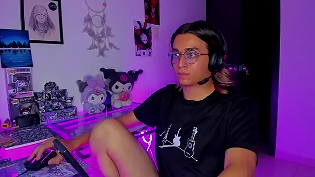 Pertunjukan Kamera Web KeitaMoon