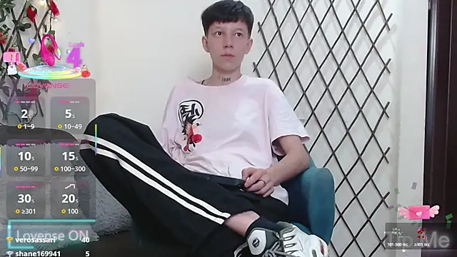 LiamBrown09 Chat XXX live