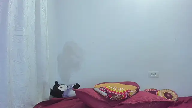 Arimonroee Chat XXX live