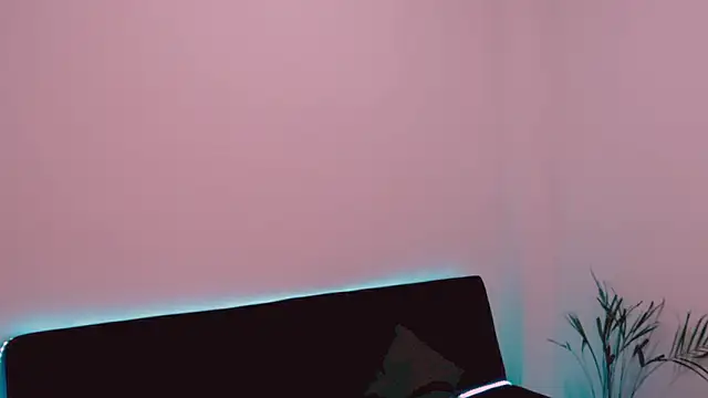 juliieta_liveee's Live XXX Chat