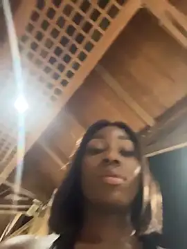 Вебкам-шоу ZarahFerreira