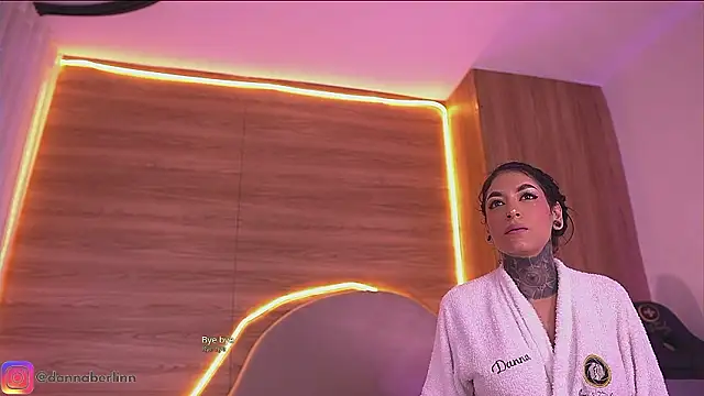 Sembang XXX Secara Langsung danna_berlin_