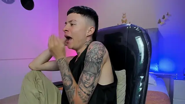 Nascary_Fox Live XXX Chat