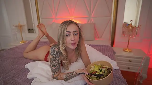 GraceCandy: απευθείας συνομιλία ΧΧΧ