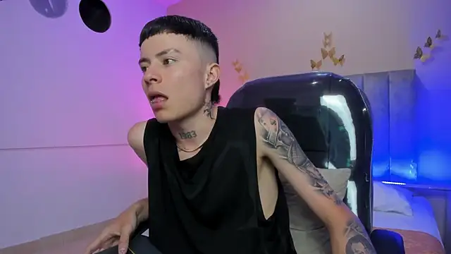 Nascary_Fox Show Webcam