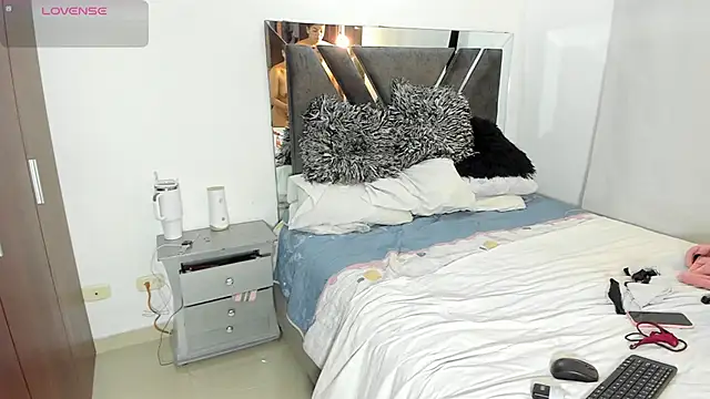 Chat XXX ao vivo de alizehorny