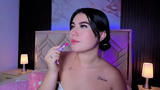 MiaaFarrel's Live XXX Chat