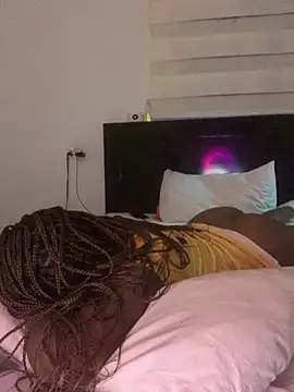 Chat +18 de MISSMAYSROOM ao vivo