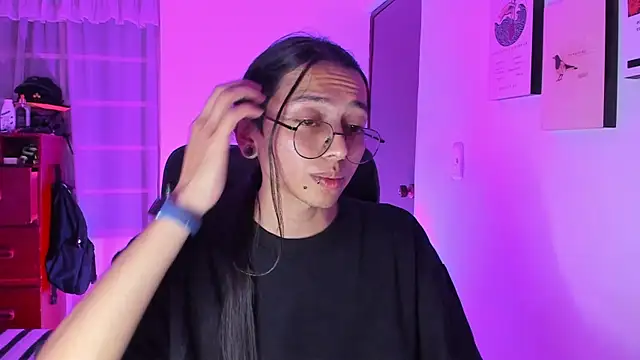 _Astrea_ Show Webcam