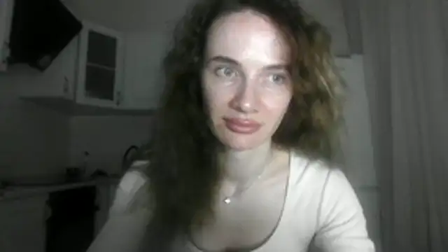 AinyrVixxen Chat XXX live
