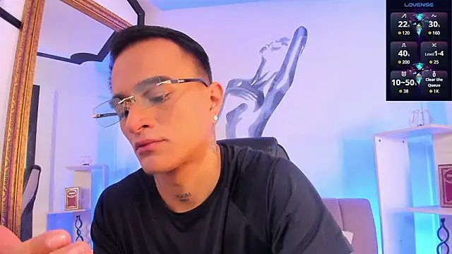 Chat XXX en directo de LiamDeep