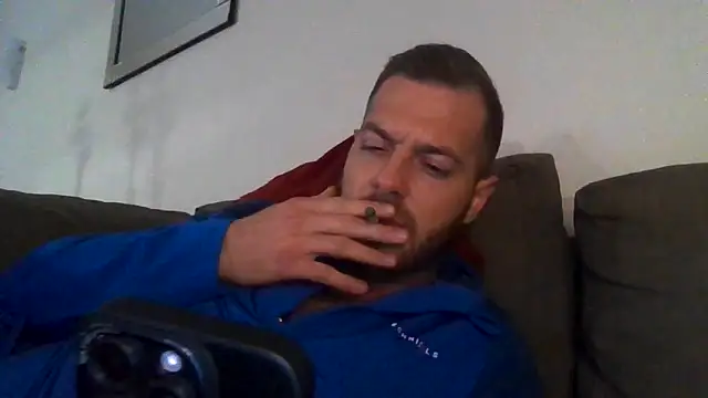 THE_CHEEKY_ALPHA's Live XXX Chat