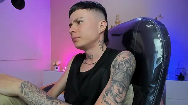 Nascary_Fox's Live XXX Chat