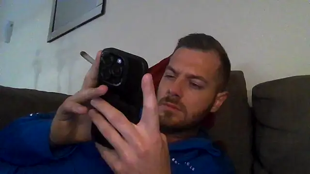 THE_CHEEKY_ALPHA's Live XXX Chat