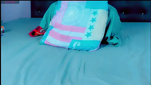 malahya_ élő XXX-chatje