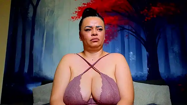 ElizabethEven's Live XXX Chat