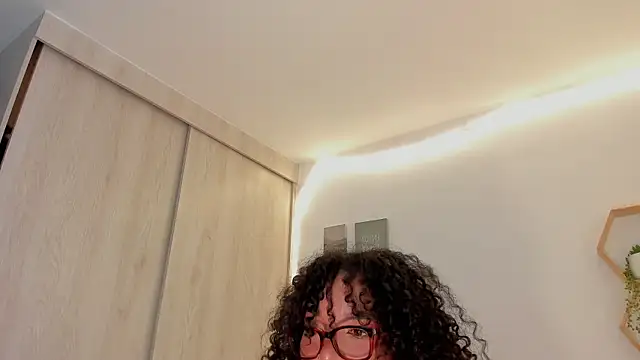 mariam_hill webkamerás műsora