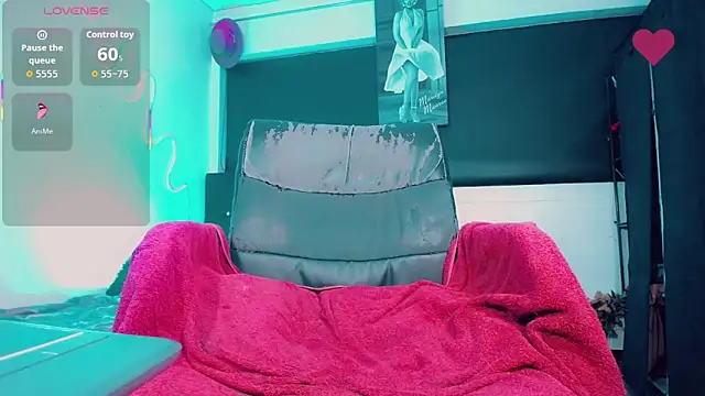 Kendall_hornyy Chat XXX in diretta