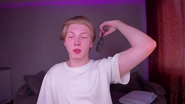 TheMikeSever Live XXX-chat