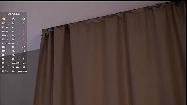 EffieHenri 网络视讯表演