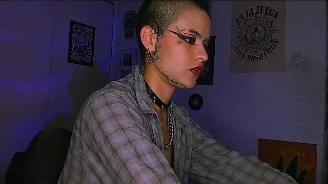 alex_one888n Live XXX chat