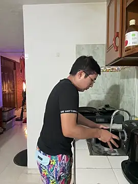 andrewmhilton_ Live XXX-Chat