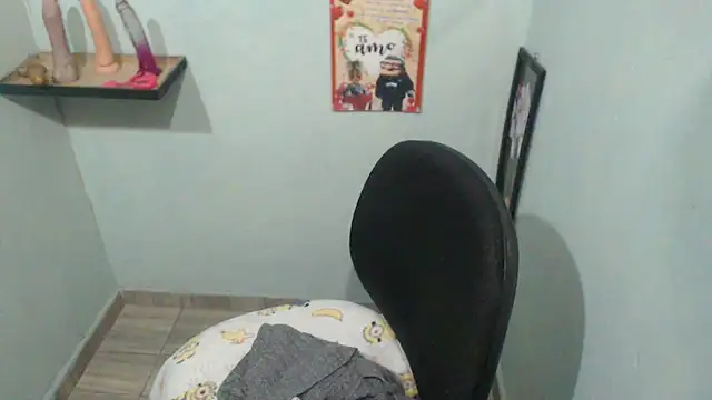 Brenda_bigtitis live XXX chat