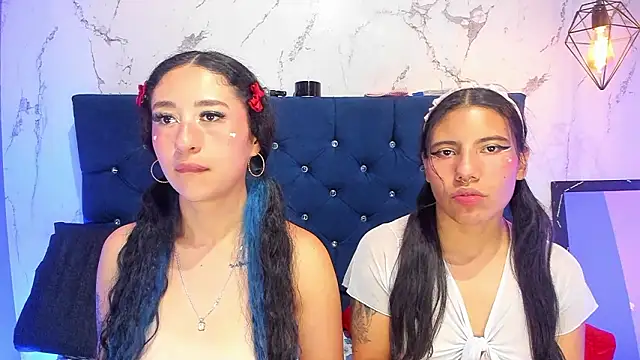 Dakotaa_Johnson Adlı Modelin Web Kamerası Şovu