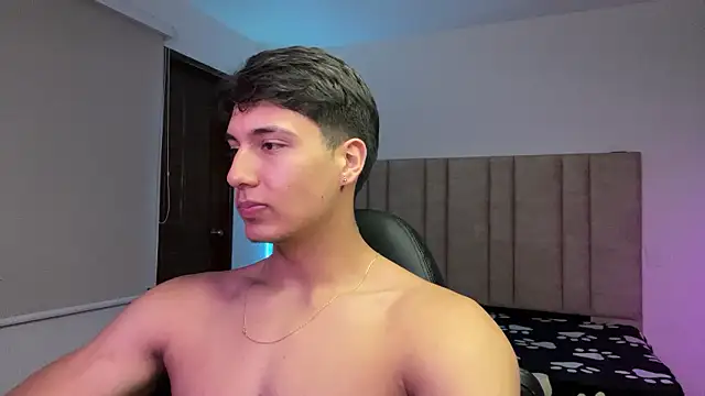 CHRIS_MORGAN1's Live XXX Chat