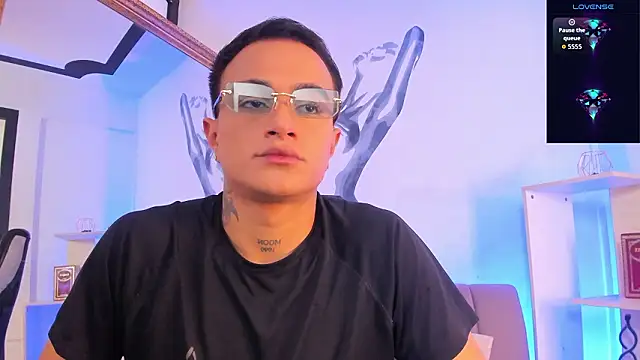 LiamDeep's Live XXX Chat