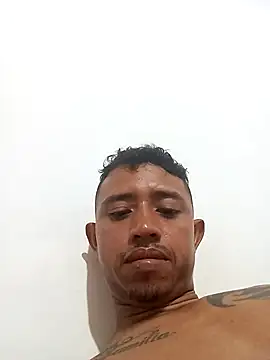 DuvanProces' Live XXX Chat