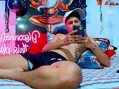 Eliassalvatore_ Show in webcam