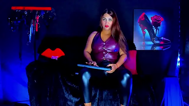 Czat XXX na żywo – SharonnStones