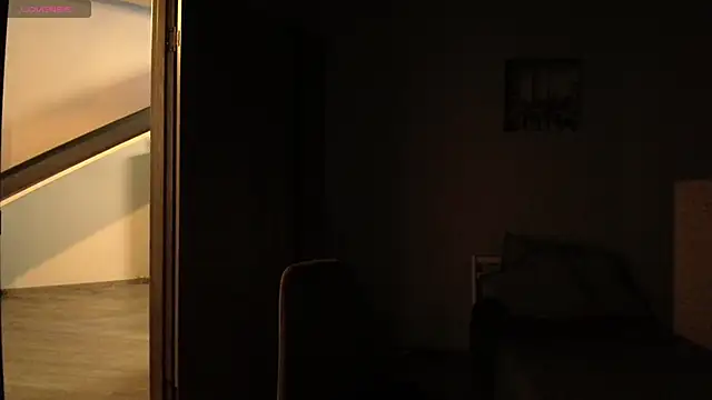 Czat XXX na żywo – AliceTurnOn