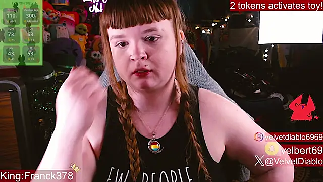 VelvetDiablo's Live XXX Chat