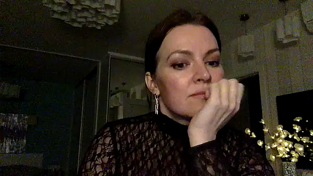 Ivorynen Live XXX chat