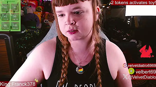 VelvetDiablo 即時 XXX 聊天