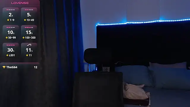 andrewmhilton_ webkamerás műsora