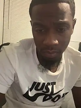 Chat XXX en directo de pussyeater_-