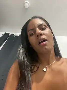 Chatroom XXX en direct de Bella_missandei