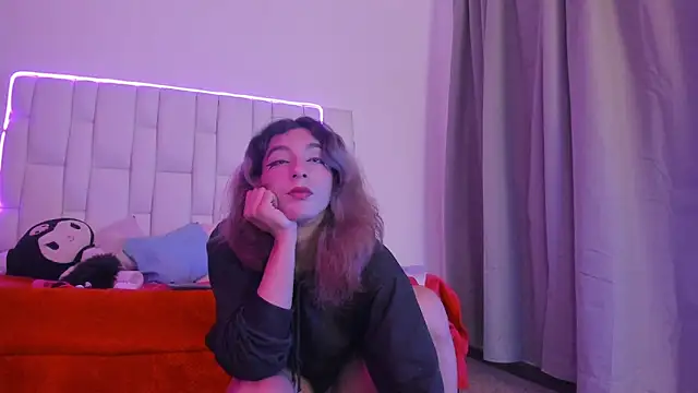 MilkWhore1's Live XXX Chat